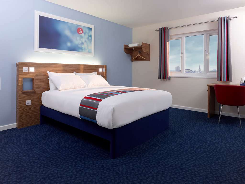 Travelodge Northwich Lostock Gralam Zimmer foto